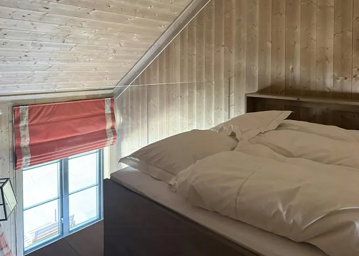 Mountain By The Trails In Ferienhaus