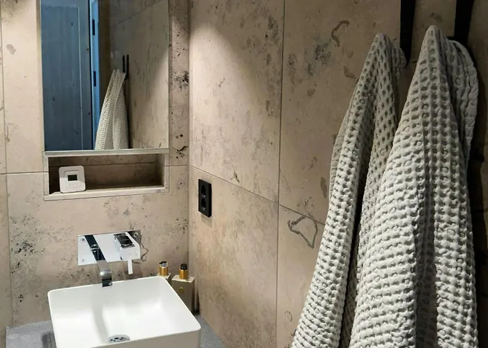 Ferienhaus Mountain By The Trails In *